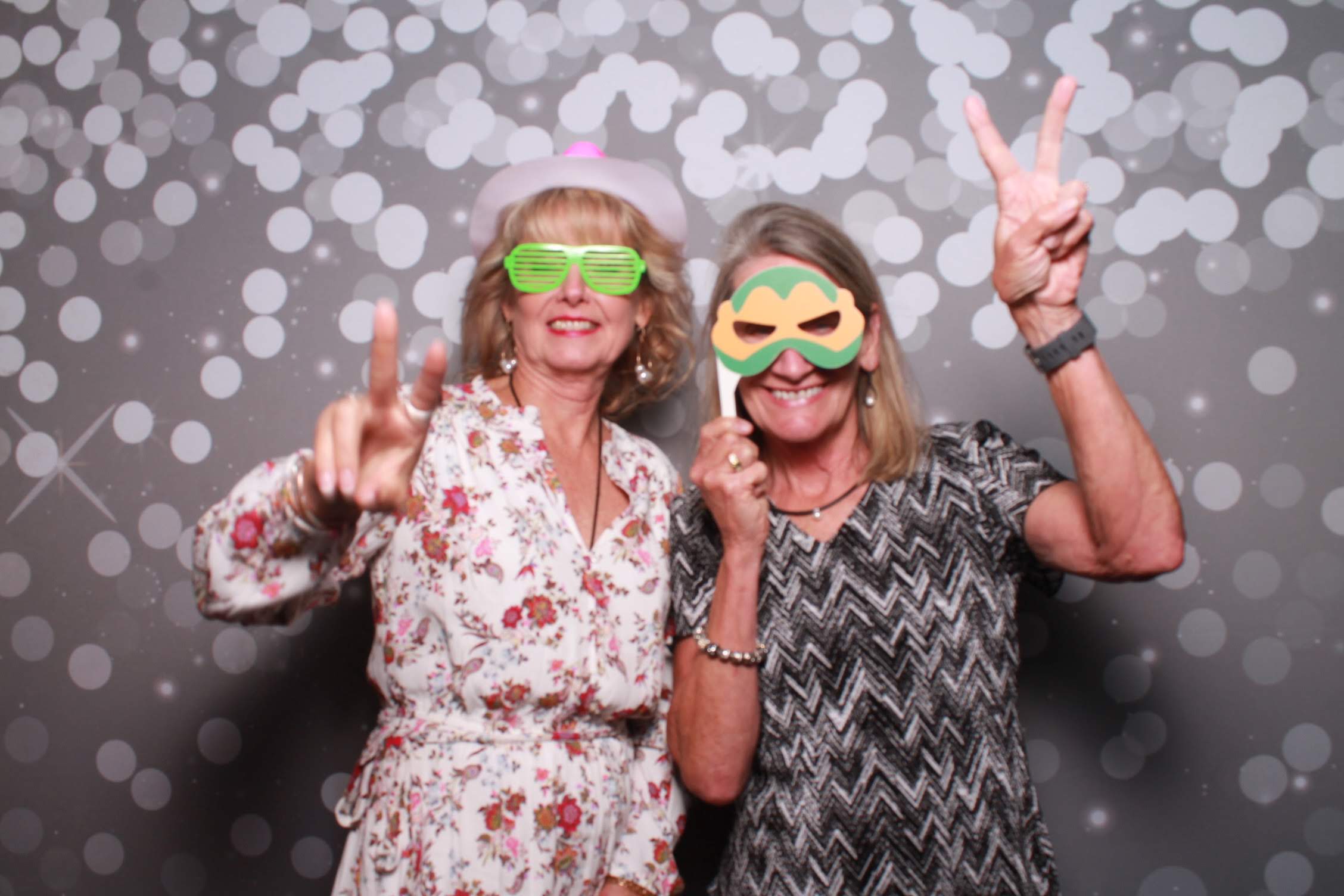 Lindsey Adams Reception at The Madison | View more photos from the event at gallery.photoboothcincy.com/u/PhotoBoothCincy/Lindsey-Adams-Reception-at-The-Madison